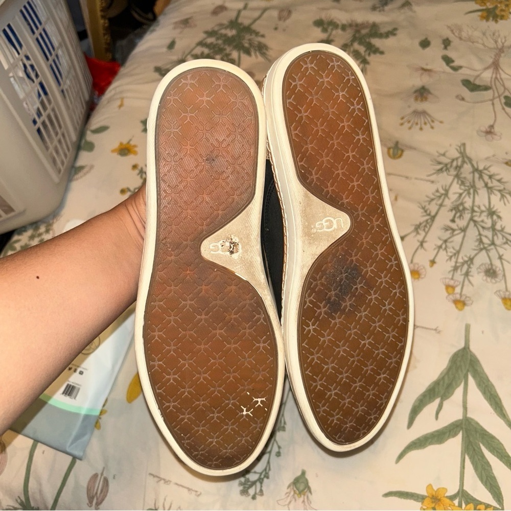 UGG Australia Adley Slip On Sneaker - Picture 4 of 6